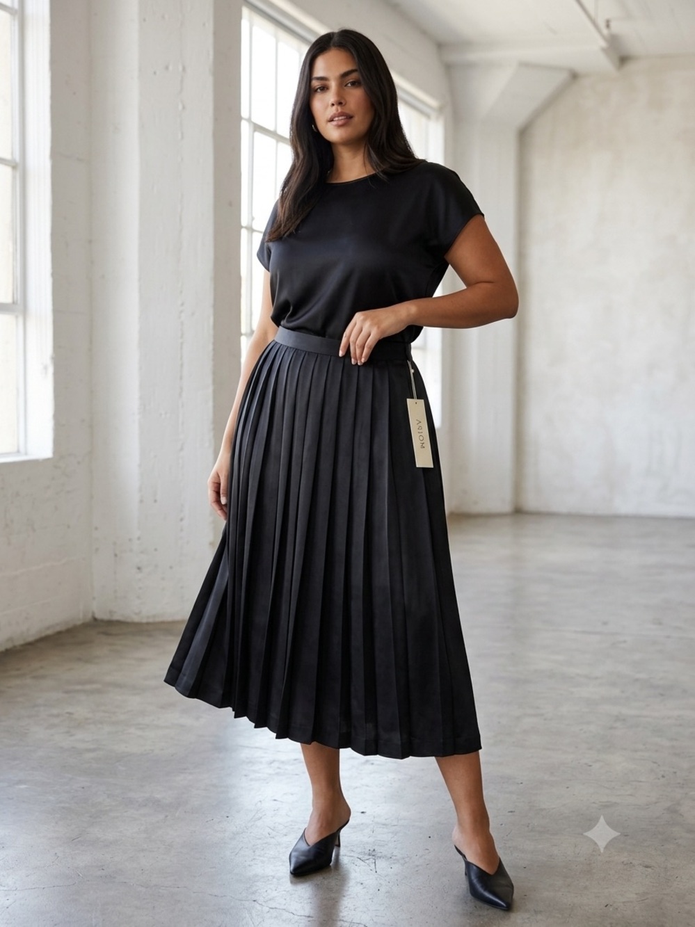 Black Pleated MIDI SKIRT Vintage & Vintage Black &Gold Clip On Earrings